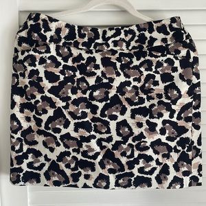 LOFT animal print mini skirt, great condition